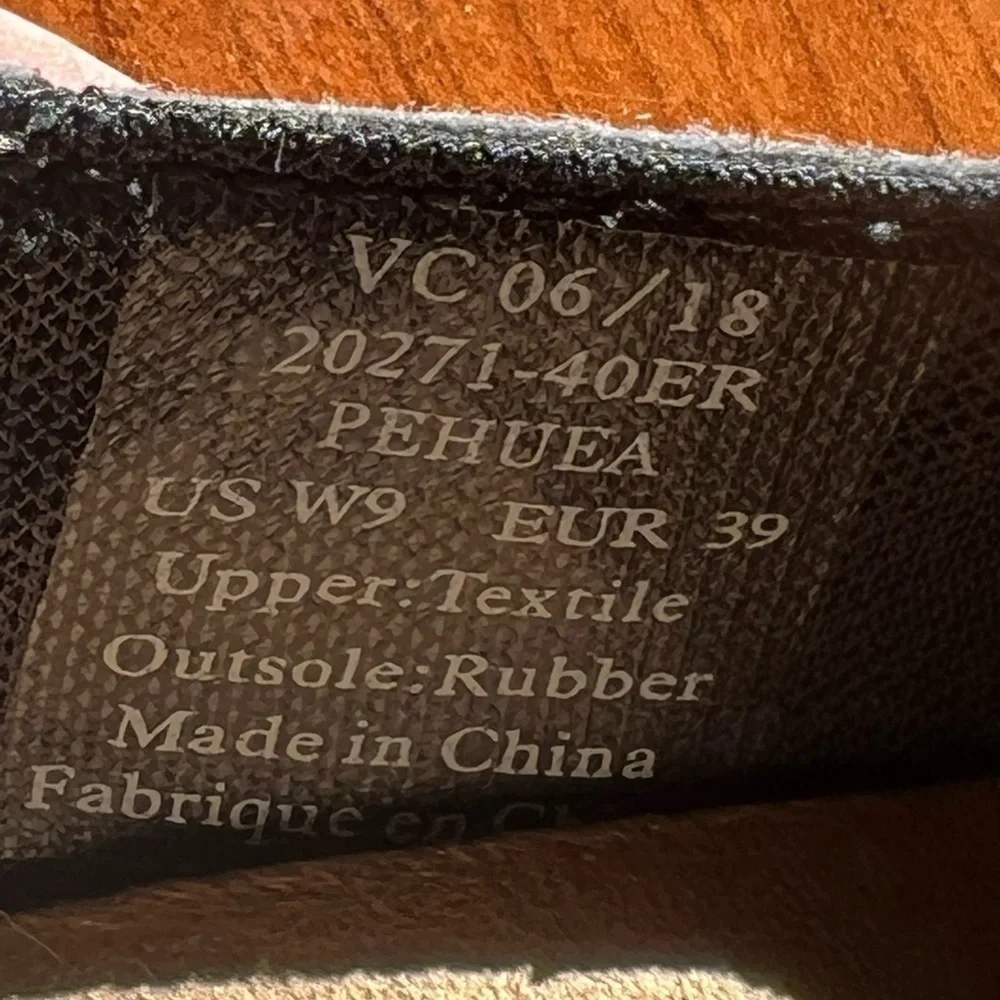 OLUKAI pehuea palm print black mesh slip in shoe womens 9‎